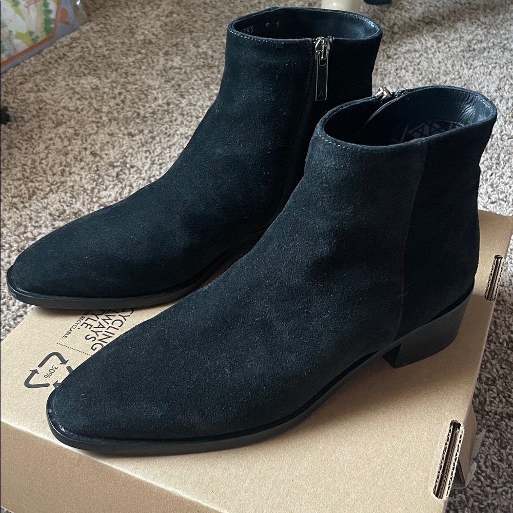 Aquatalia Reeta Suede Ankle Boot